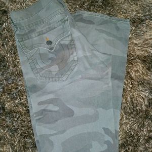 Men's True Religion pant